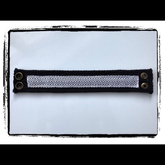 🇺🇸 US ARMY CUFF BRACELET 🇺🇸 - Picture 4 of 5